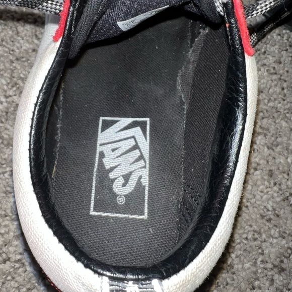 Vans Off the Wall Skateboard Shoes - Picture 6 of 7